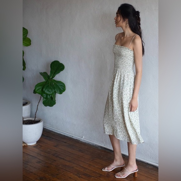 Reformation Dresses & Skirts - NWOT Reformation Sable Dress Size M